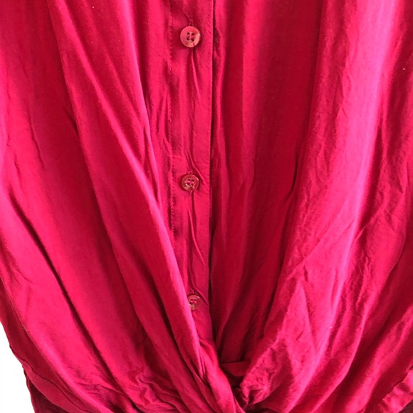 Red Top - Picture 3 of 6